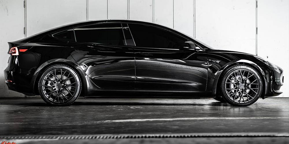 Tesla 3
